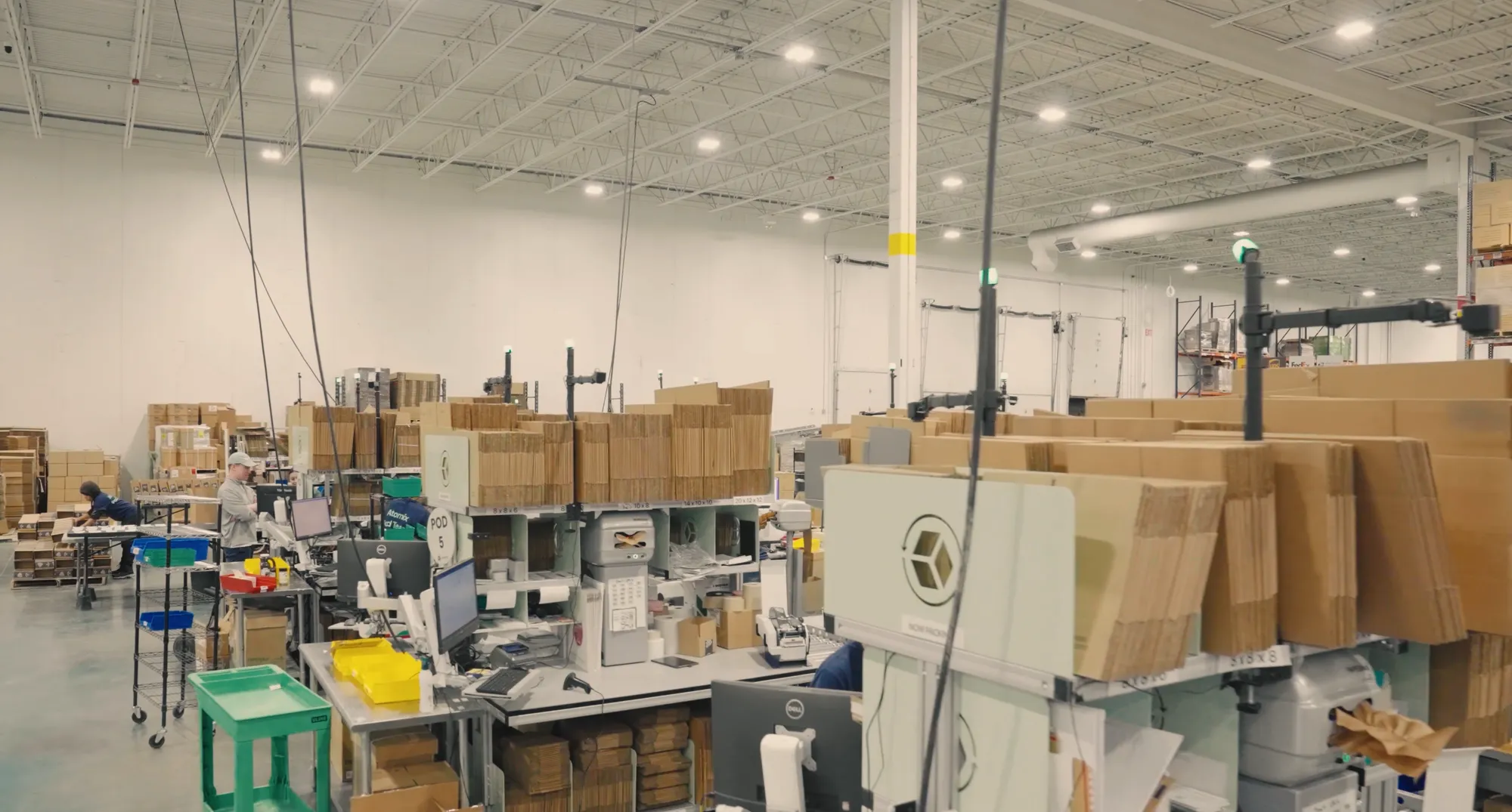 Atomix Logistics pack floor